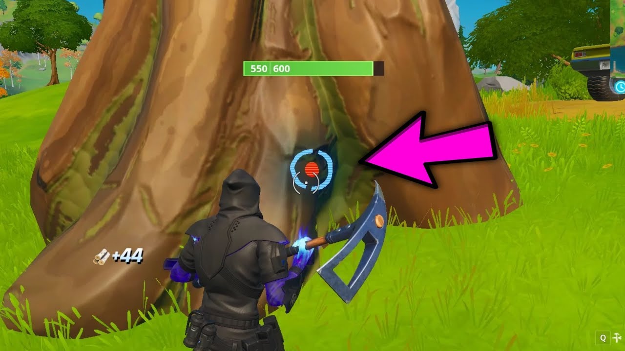 Weak point indicator in Fortnite